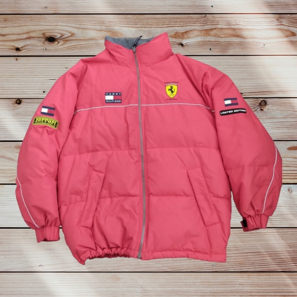Vintage Rare Tommy Hilfiger/Ferrari Puffer Jacket XL Excellent